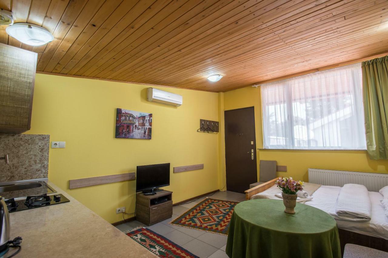 Accent Hotel Tbilisi Ngoại thất bức ảnh