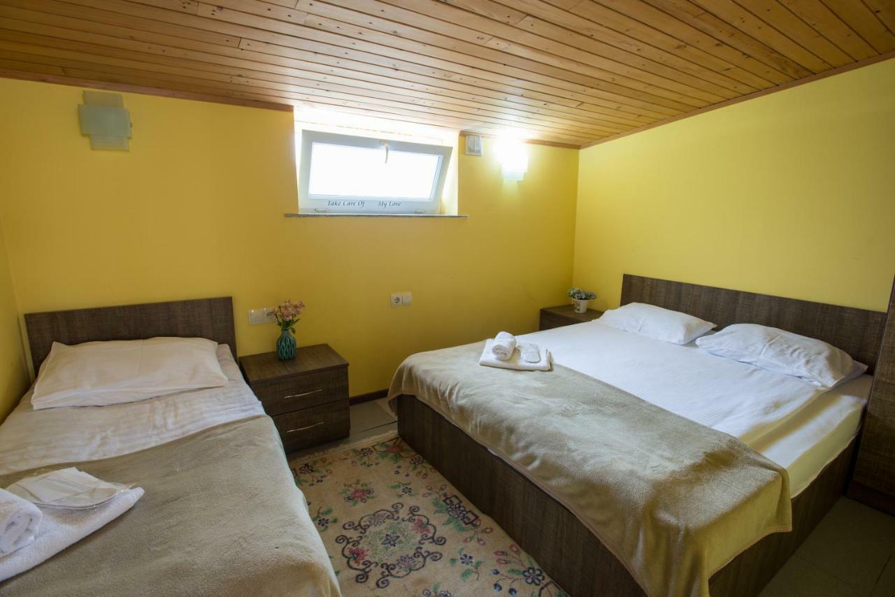 Accent Hotel Tbilisi Ngoại thất bức ảnh