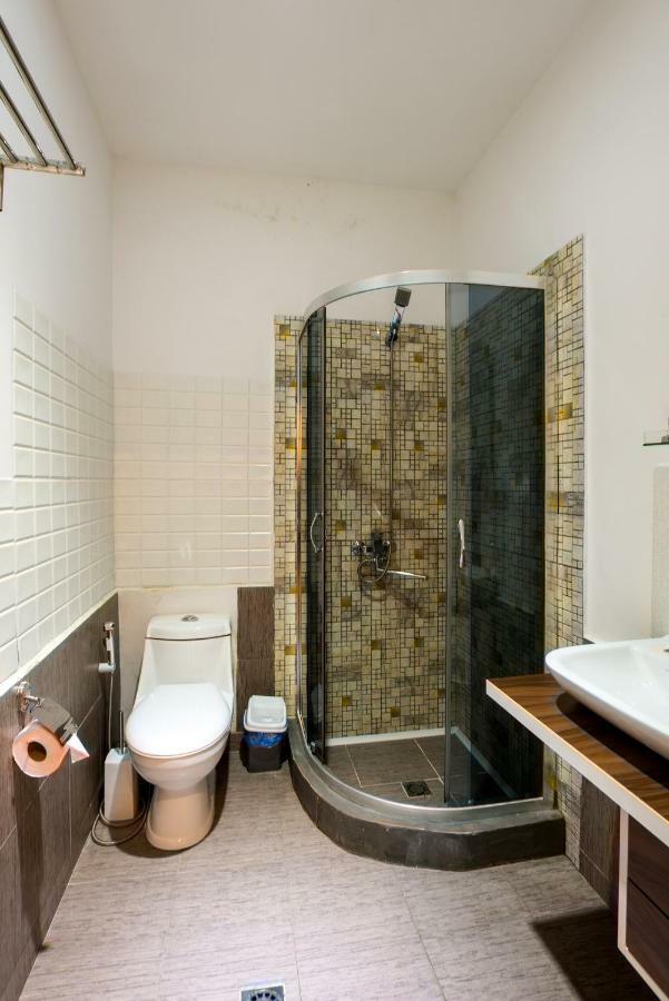 Accent Hotel Tbilisi Ngoại thất bức ảnh