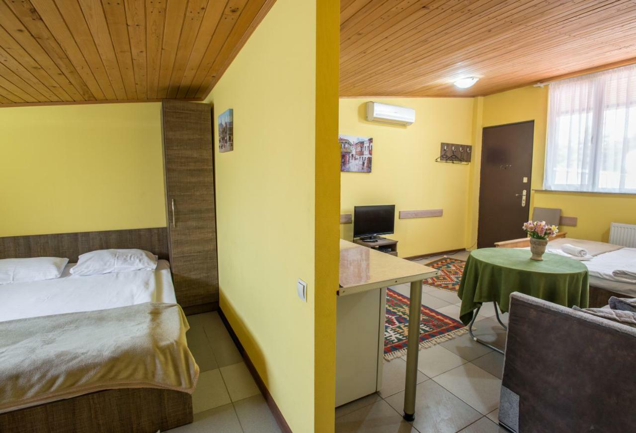 Accent Hotel Tbilisi Ngoại thất bức ảnh