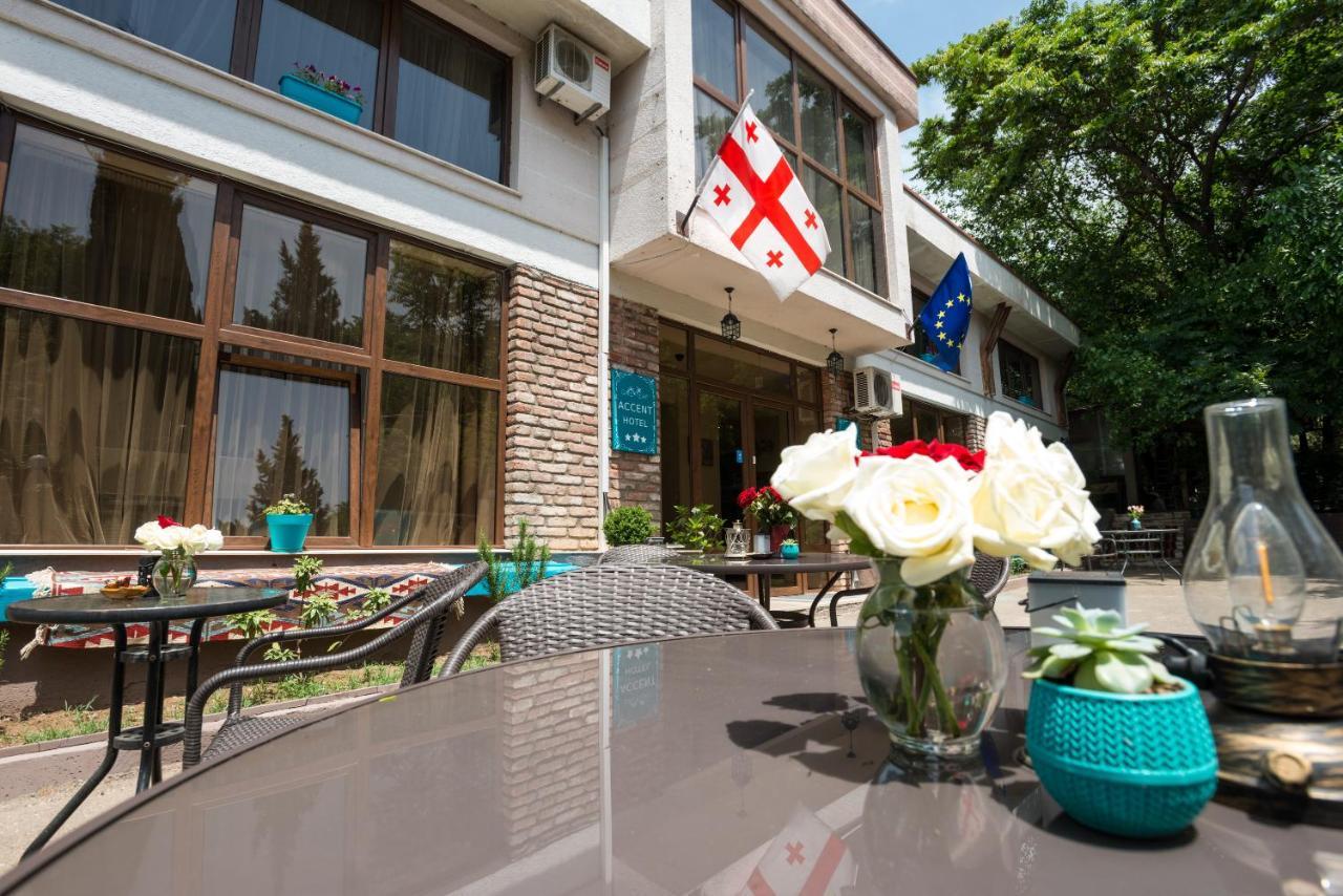 Accent Hotel Tbilisi Ngoại thất bức ảnh